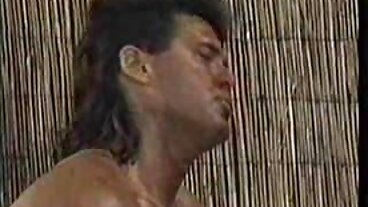 Porno en levrette avec la séduisante film x entier streaming Emma Hix de Mofos