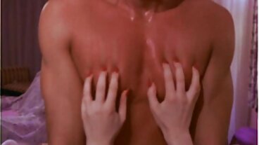 Action de doigté film porno entier gratuit avec la sexy Stefania Kinskih de Scoreland