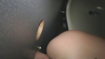 Scène de seins de taille moyenne avec la jolie Kendra Spade de Babes.Com film complet prono